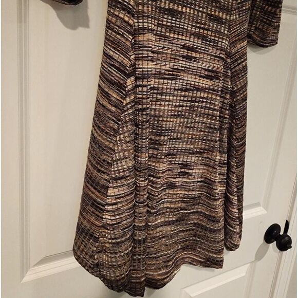 Signature by Robbie Bee stretchy black and tan fit and flare dress M - Picture 3 of 4